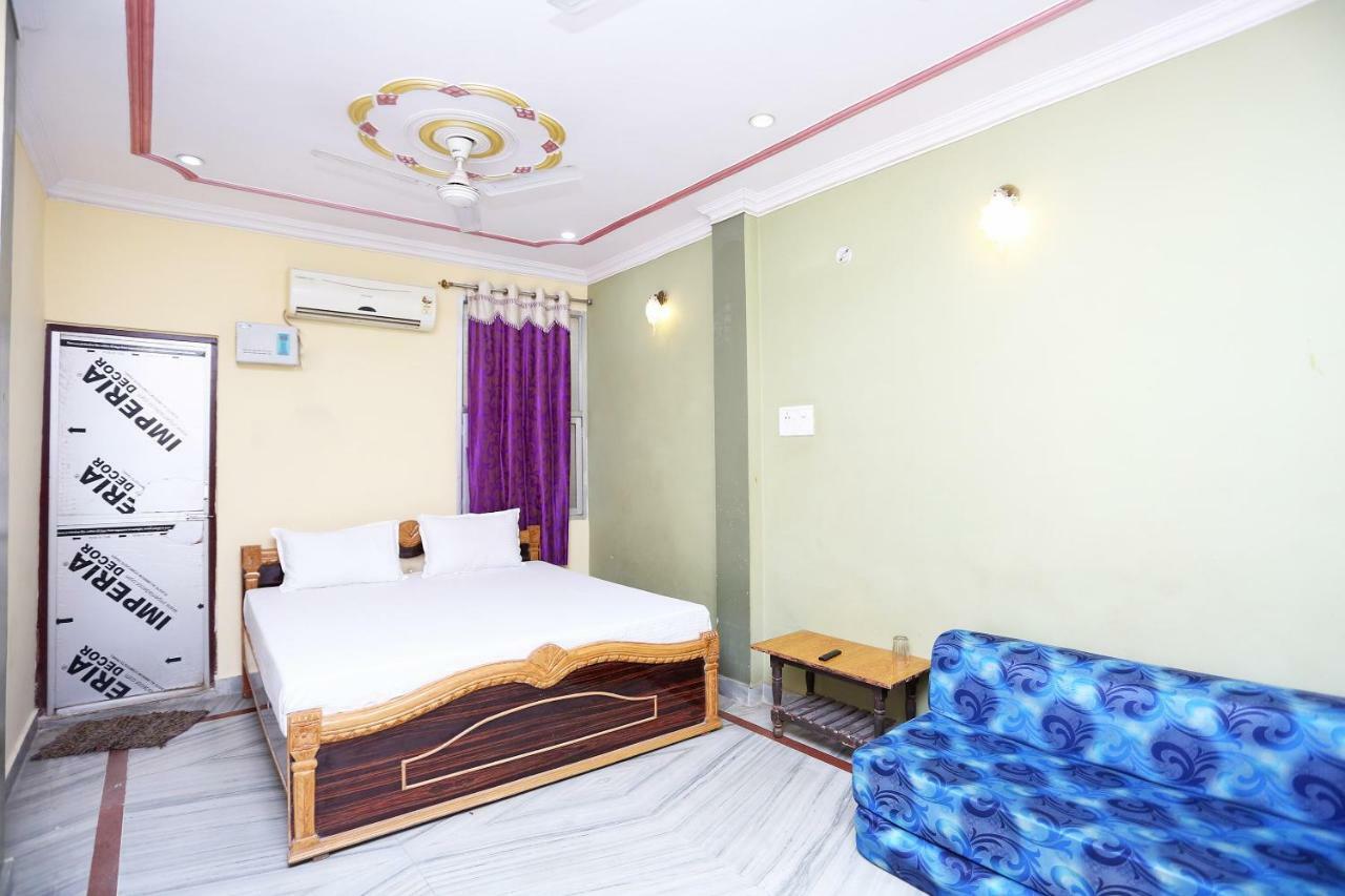 Spot On 45585 Hotel Aakash Ganga Varanasi Exterior foto